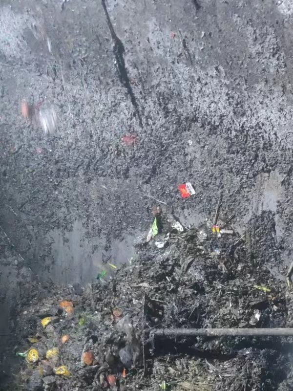 广平污水池清理